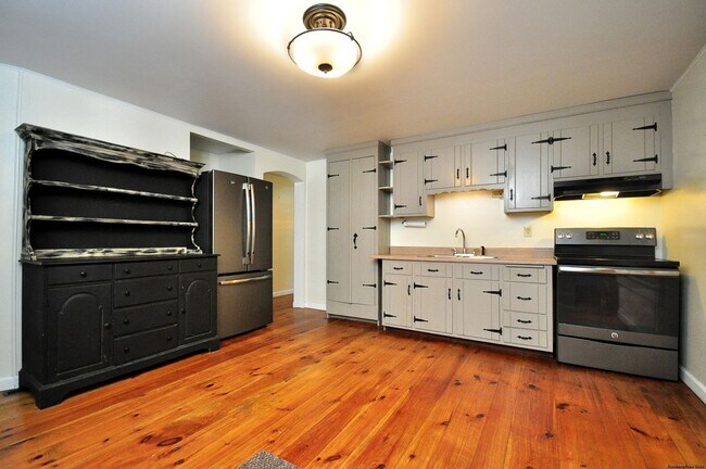 Foto del edificio - 22 Highland Ave