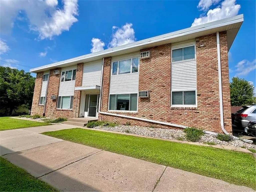 Foto principal - 553 Lemon St N