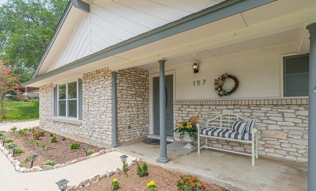 Building Photo - 157 Persia Dr