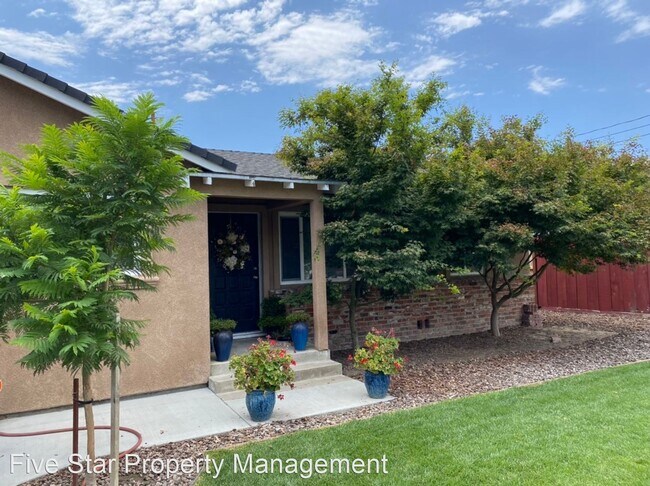 Building Photo - 3 br, 1 bath House - 1224 S. Rose Street