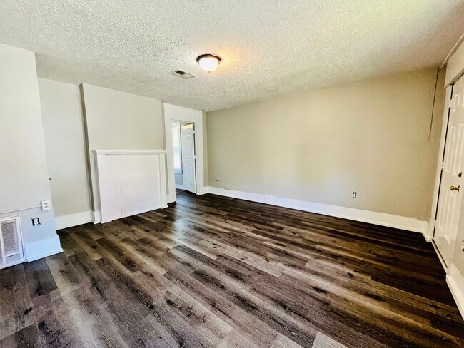 Foto del edificio - 2300 W Madison St