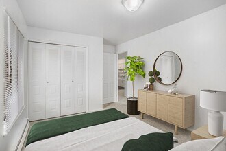 Building Photo - Irish Hills Apartments