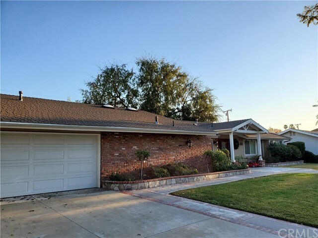 Building Photo - 512 Rosarita Dr