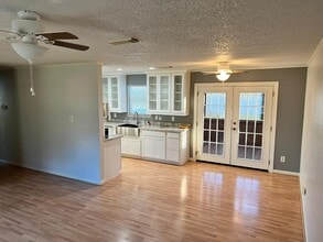 Building Photo - 4318 E Fm 1462