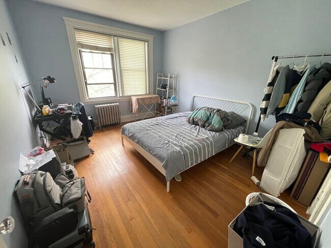 Foto del edificio - 183 Chestnut Hill Ave