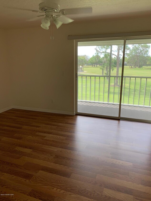 Foto del edificio - 1600 Woodland Dr