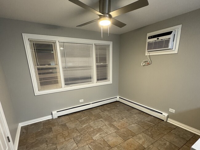 Foto del edificio - 6835 W 95th St