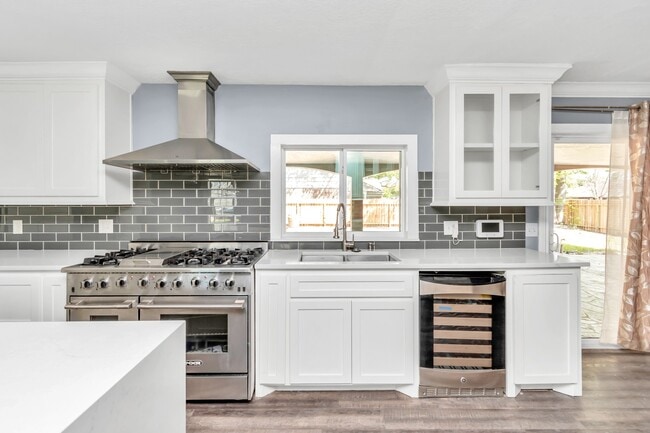 Foto del edificio - 12418 Mill Ridge Dr