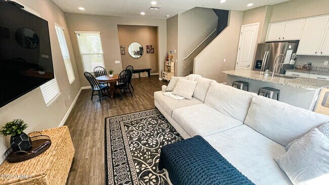 Foto del edificio - 3029 N 37th Wy
