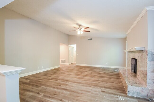 Foto del edificio - 1183 Ridgeside Dr NW
