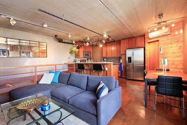 Building Photo - 2340 Curtis Street