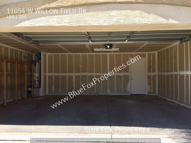 Building Photo - 11054 W Willow Field Dr