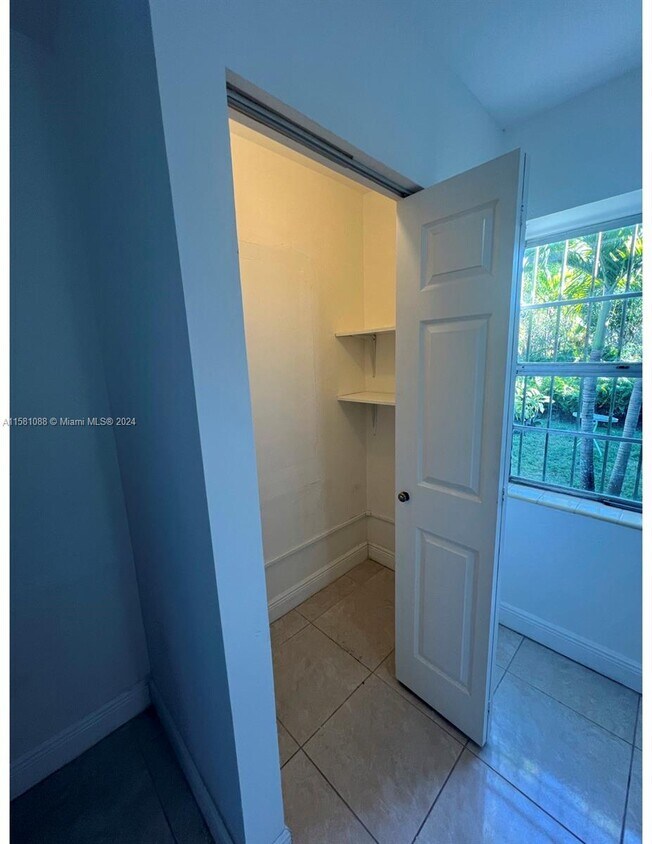 110 SW 64th Ct, Miami, FL 33144 House Rental in Miami, FL