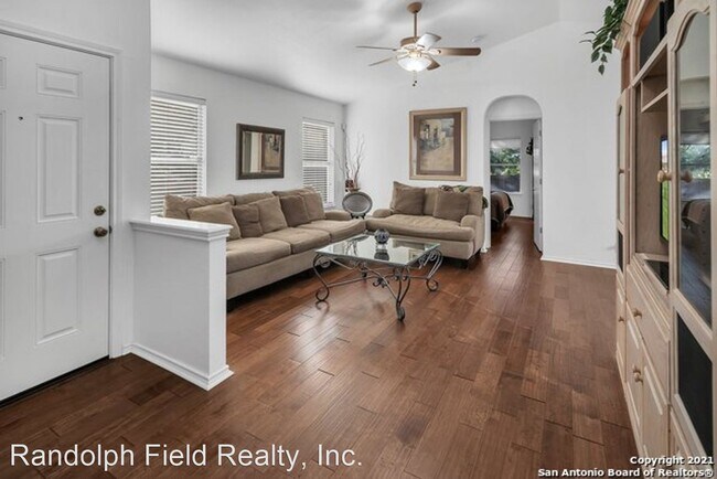 Foto del edificio - 3 br, 2 bath House - 9011 GILL BRIDGE