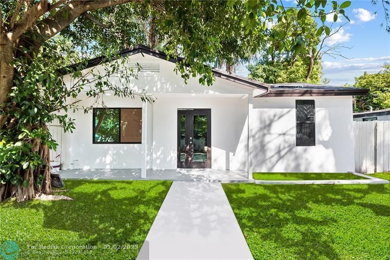 Primary Photo - 1411 SW 27th Ct