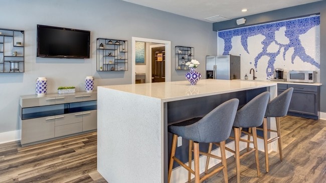 Photo - The Venetian Student Living Apartments