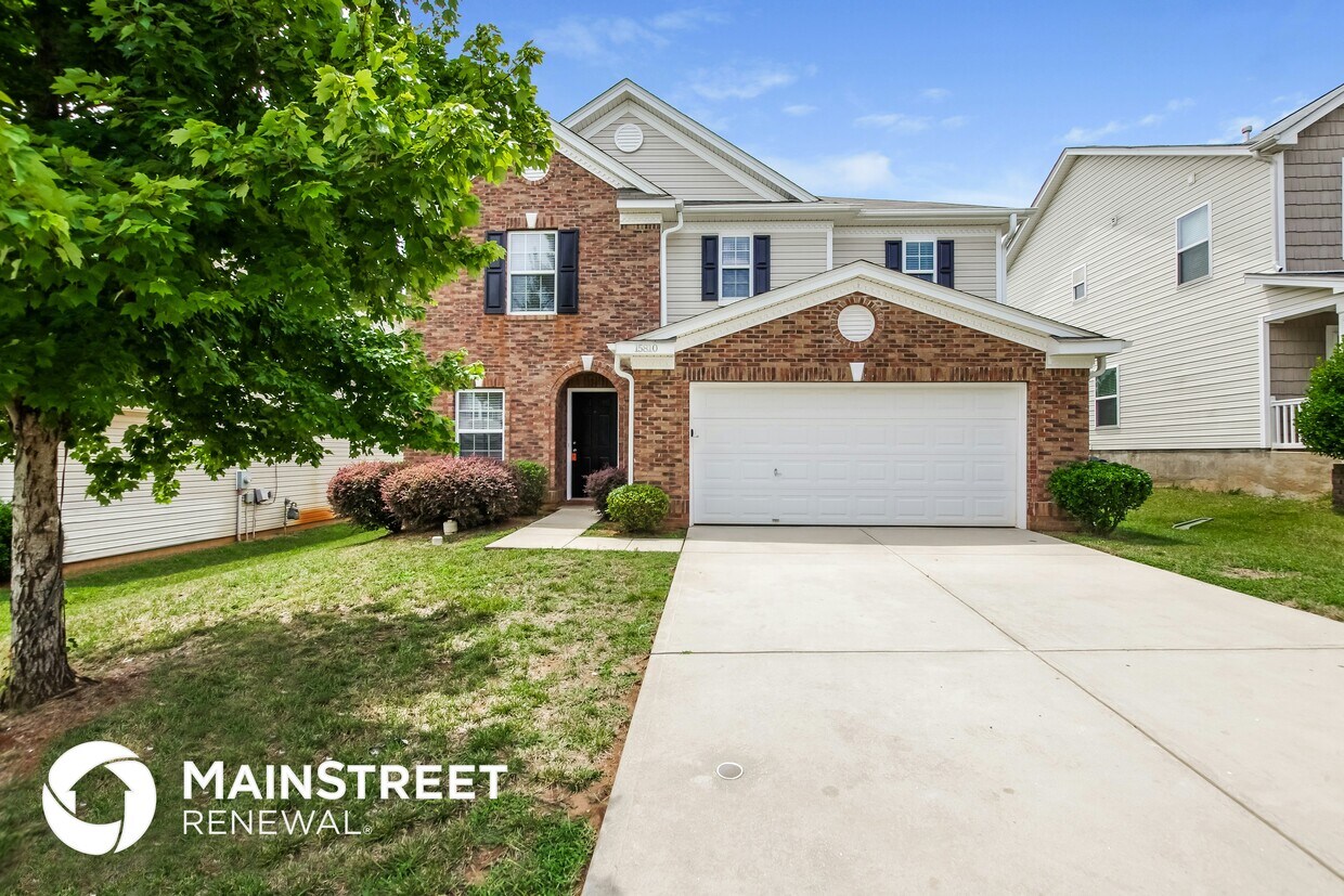 Foto principal - 15810 Normans Landing Dr