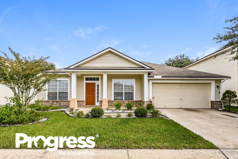 9117 Prosperity Lake Dr, Jacksonville, FL 32244 House Rental in
