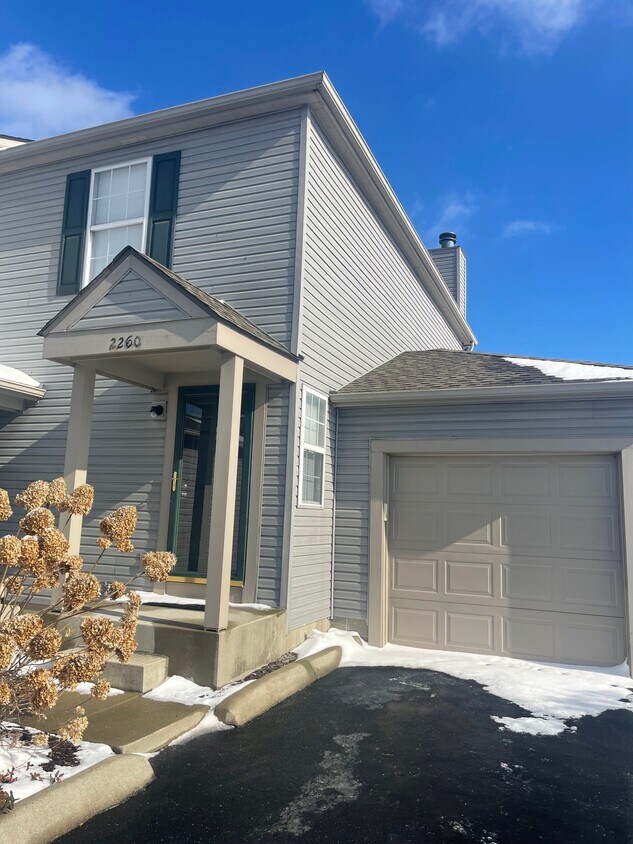 Foto principal - 2260 Sandman Dr