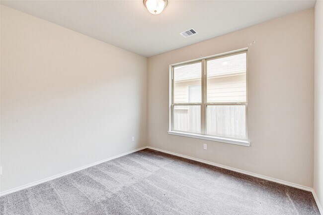 Foto del edificio - 1910 Hidden Cedar Dr