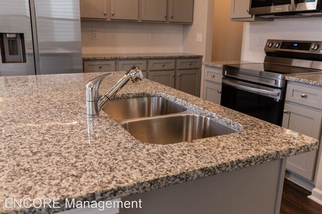 Foto del edificio - 4 br, 2.5 bath House - 2218 Chicopee Trail...