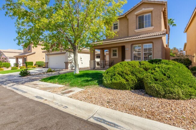 Foto del edificio - Beautifully Updated 3 Bedroom Southeast Ve...