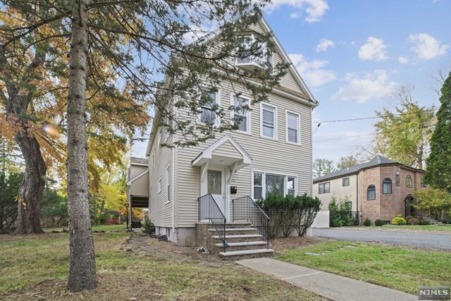 Primary Photo - 174 Harrington Ave