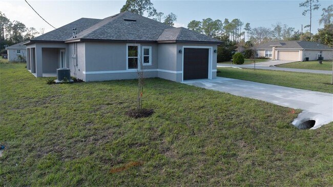 Building Photo - 2 Rainbow Ln