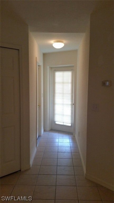 Building Photo - 121 NE 16th Pl