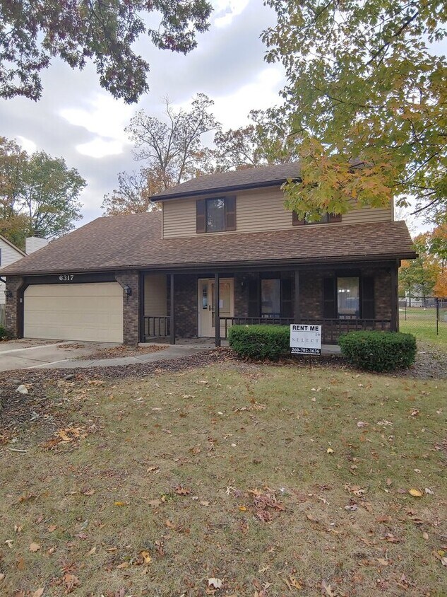 Beautifully updated 4 Bedroom, 2.5 bath Home House Rental in Fort Wayne, IN