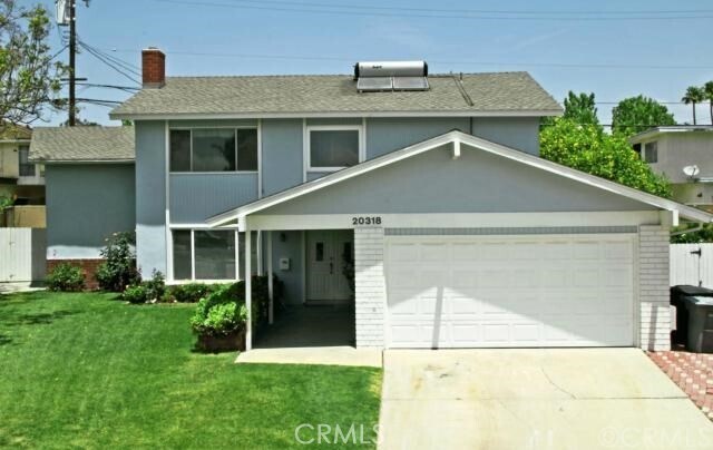 Foto principal - 20318 Regina Ave