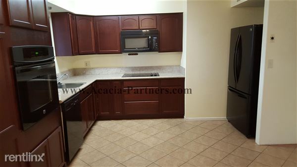 Fotografía del edificio - 7543 E 24th St