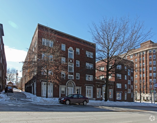 Building Photo - Windemere