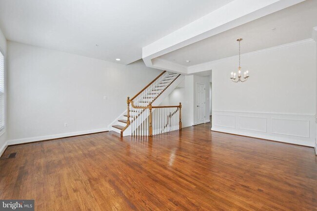 Foto del edificio - 8377 Broderick Cir