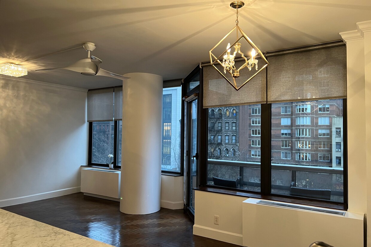 Foto principal - 418 E 59th St