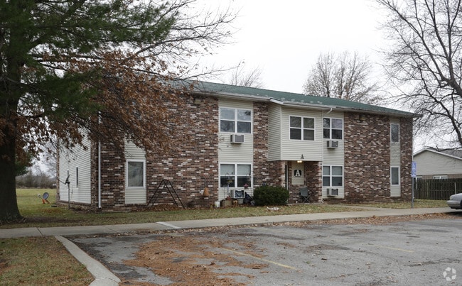 Oak Grove Estates Rentals - Oak Grove, MO | Apartments.com