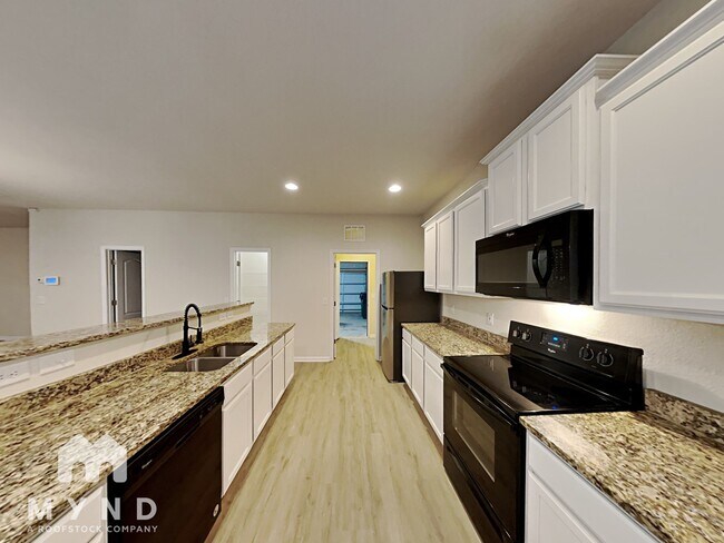 Foto del edificio - 8504 Paw Valley Ln