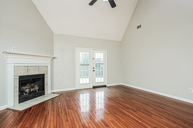 Foto del edificio - 8893 Wenham Cove E
