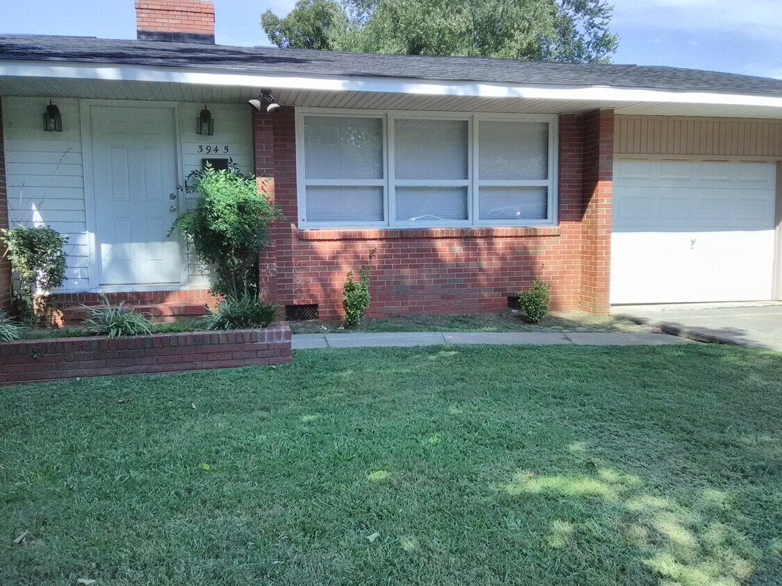 Primary Photo - 3945 Woodgreen Terrace