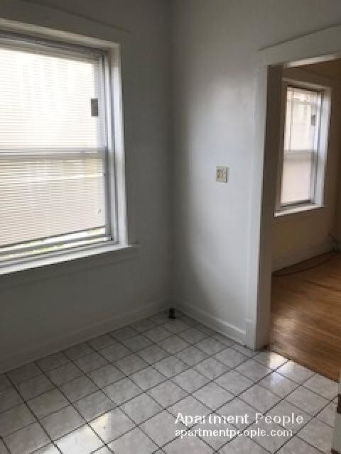 Building Photo - 2471 W Gunnison St