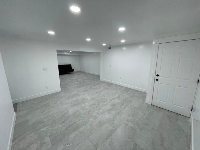 Foto del edificio - 2345 E 7200 S