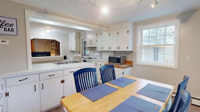 Building Photo - 54 Burleigh Rd