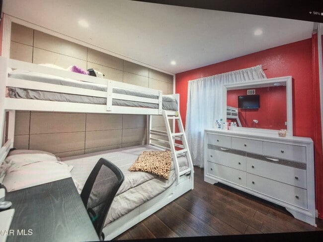 Foto del edificio - 6487 Cornell Cir