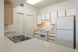 Interior Photo - The Village at Hampden Town Center
