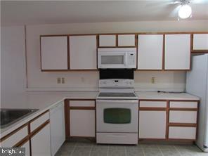 Building Photo - 129 Wimbledon Ct