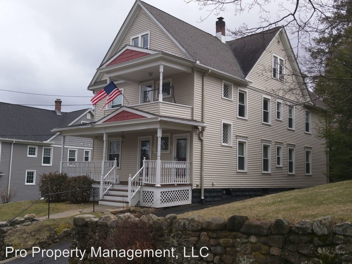 Primary Photo - 39 Highland Ave