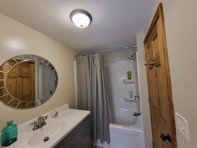 Foto del edificio - 7421 Washington St