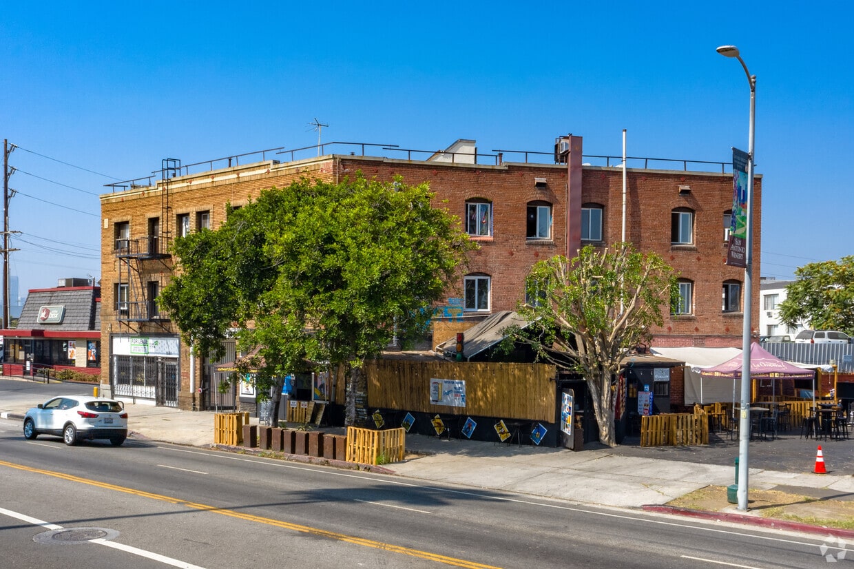 Primary Photo - 1143-1149 N Mission Rd
