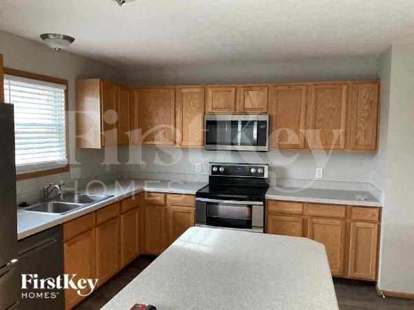 Foto del edificio - 1211 Sassafras Ln