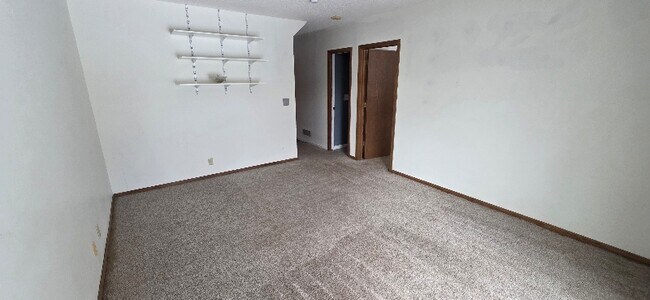 Foto del edificio - 9201 29th Ave N